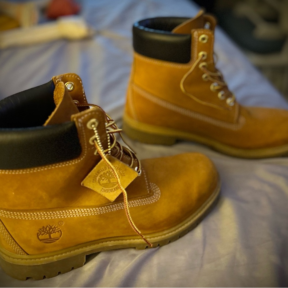 Timberland 6" Basic Contrast Collar Premium Boot - image 2